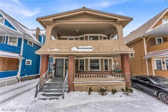 Building Photo - 414 E 148th St