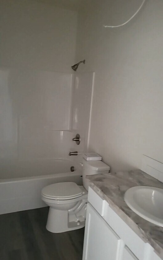 Foto del edificio - 609 W Alder St