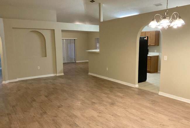 Building Photo - 9737 S 53rd Ave