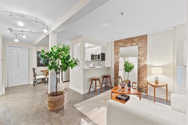 Foto del edificio - 98 Bright St