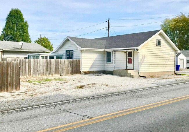ParkinG - 410 E Boulevard