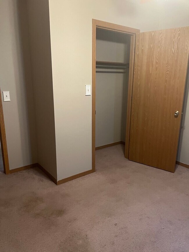 Foto del edificio - 3 bedroom/1.5 bathrooms