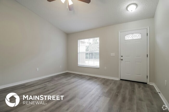 Building Photo - 6145 Banyan St