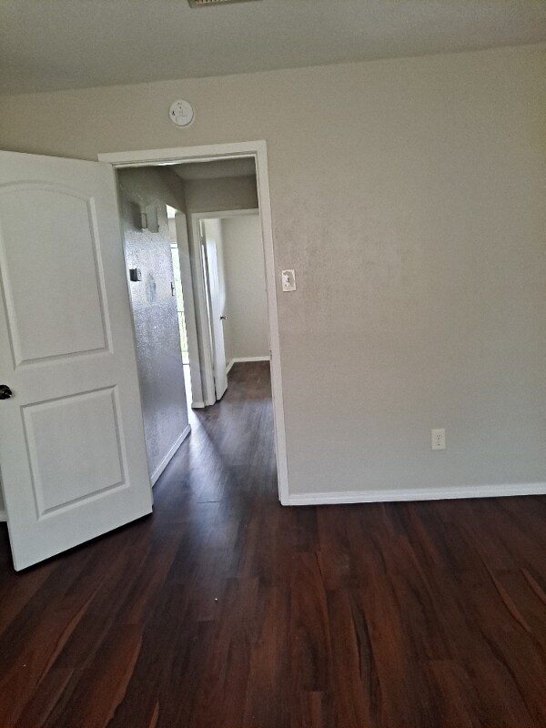 Building Photo - 4613 Cavalcade St