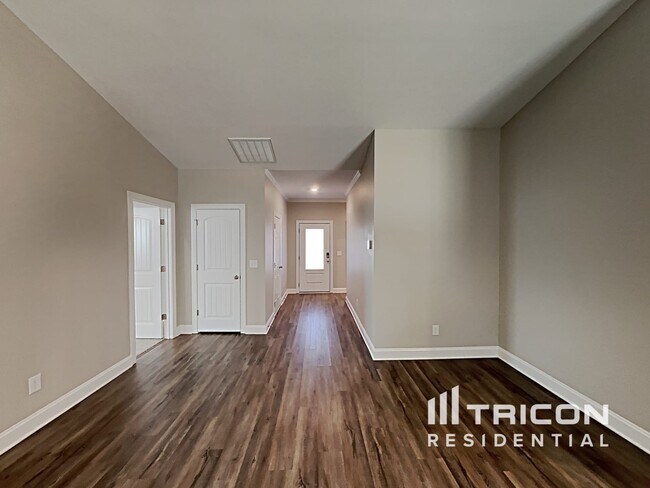 Foto del edificio - 505 Legacy Dr