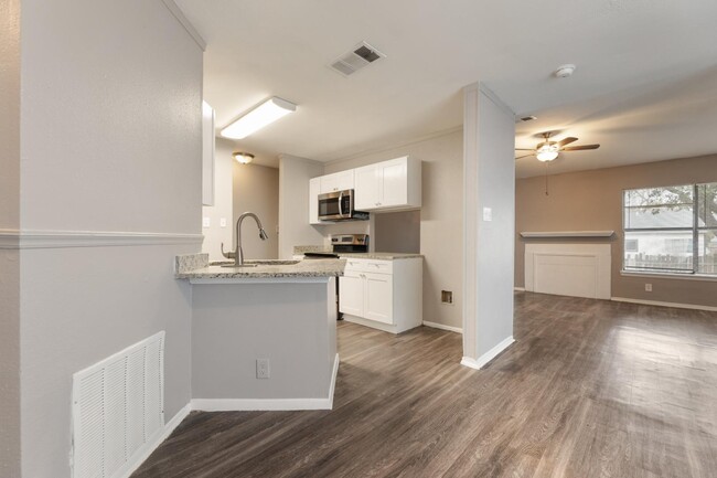 Foto del edificio - 4122 Alaskian Sunrise