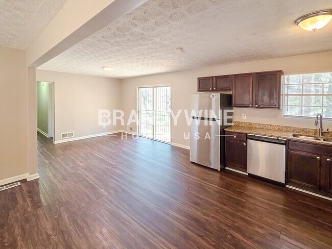 Foto del edificio - 2164 Camp Ground Rd SW