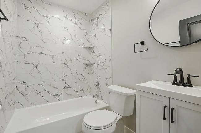 Foto del edificio - 3443 164th St