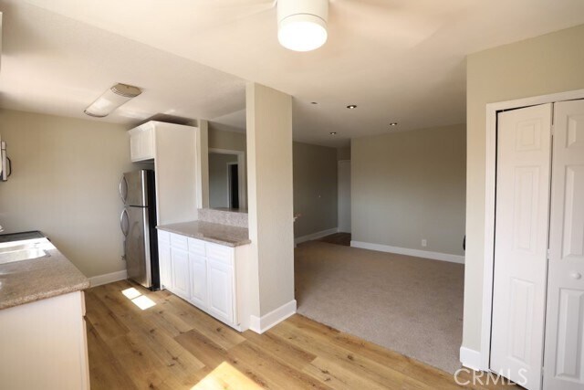 Building Photo - 3142 Midway Dr