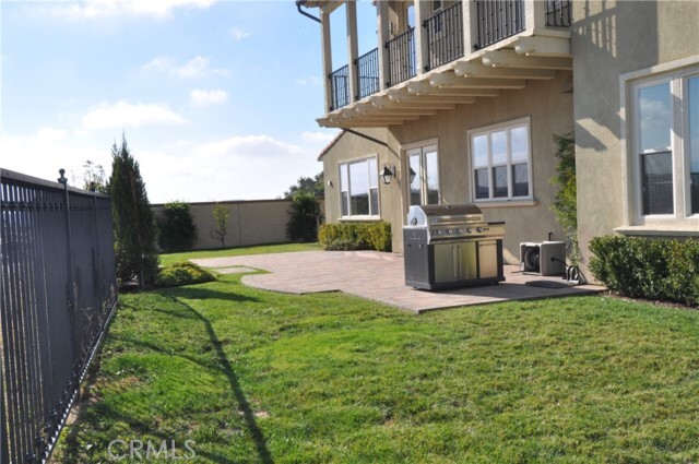 Building Photo - 16551 Vellano Club Dr