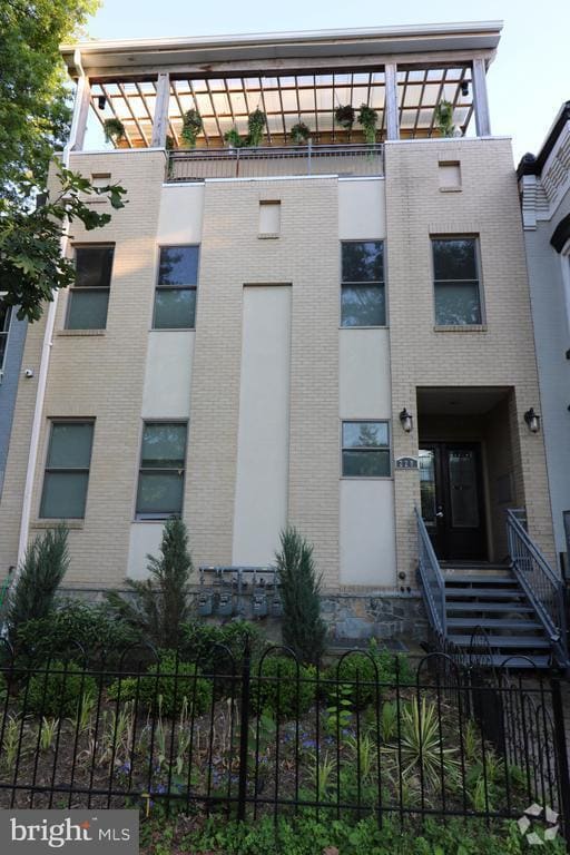 Building Photo - 220 P St NW