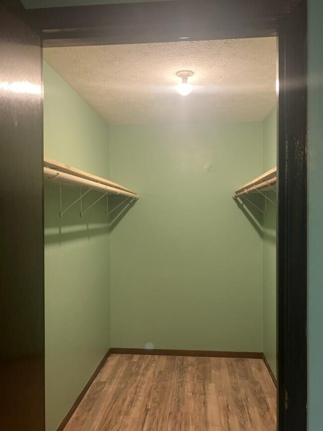 Foto del edificio - 22 Nassau Dr