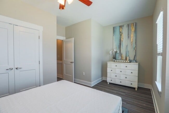 Foto del edificio - 238 N Sand Palm Rd