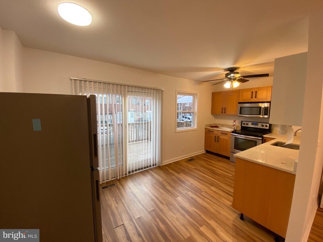 3714 Vader Dr, Philadelphia, PA 19154 Townhome Rentals in