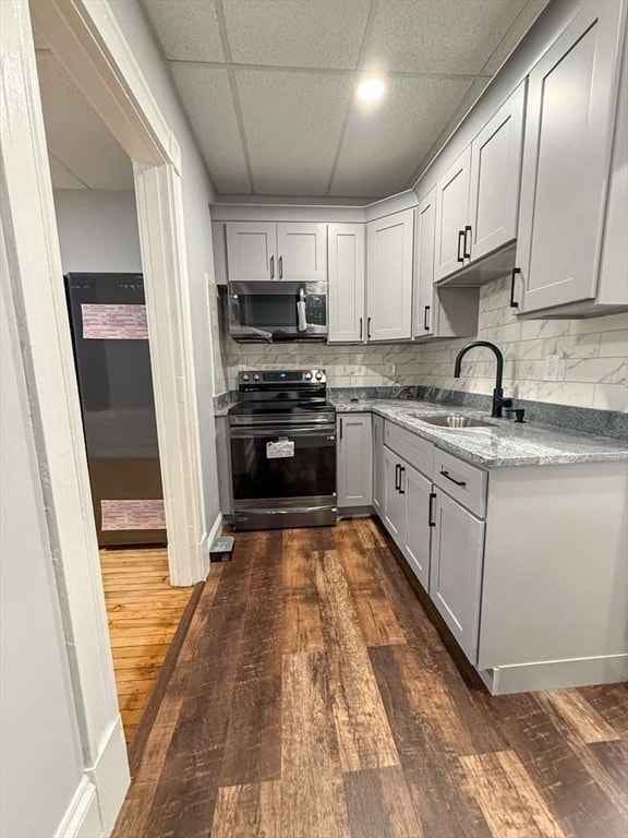 Building Photo - 11 Lawrence St