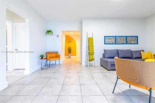 Foto del edificio - 1836 NW 16th Terrace