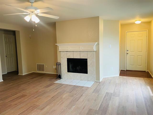 Foto del edificio - 614 Rockbrook Dr