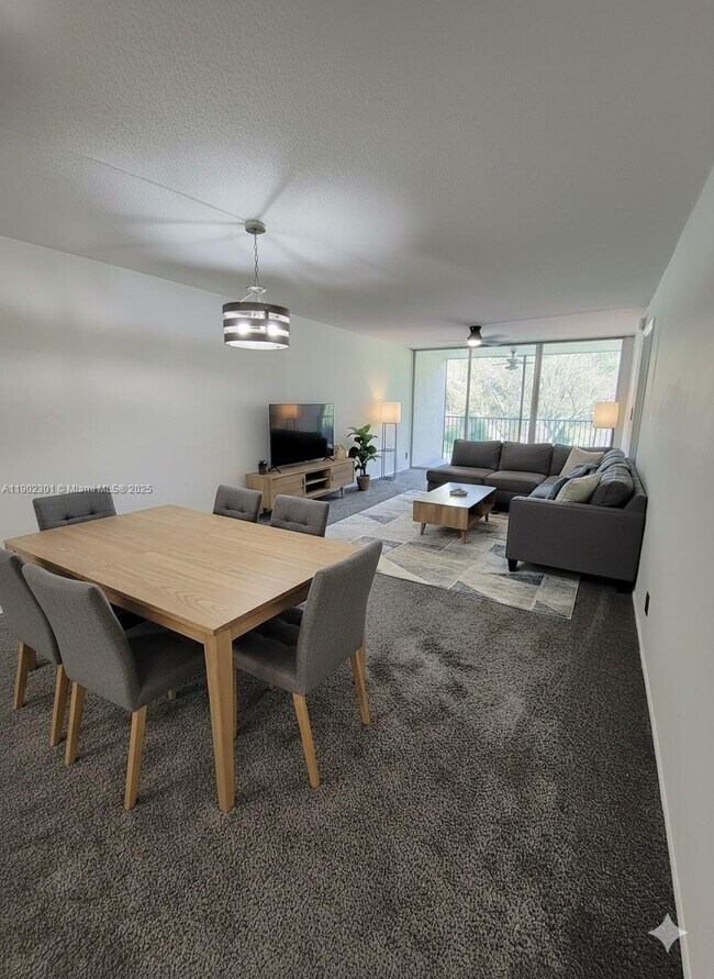 Foto del edificio - 5100 SW 64th Ave