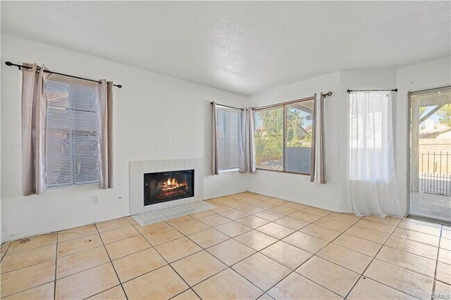 Foto del edificio - 39531 Hawthorne St