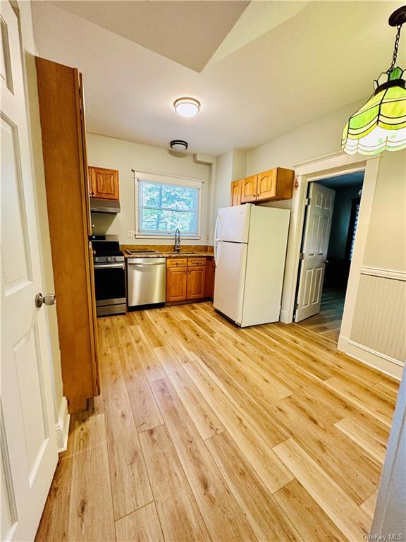 Building Photo - 283 N Middletown Rd