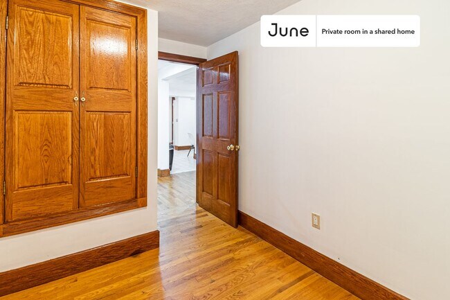 Foto del edificio - Room in Shared 5 bed/2 bath home in Central Square (Cambridge)