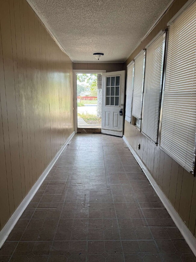 Foto del edificio - One Bedroom Apartment Close to 410 & 87