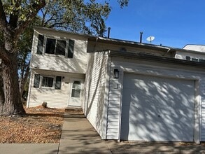 Building Photo - 607 W Burnsville Pkwy