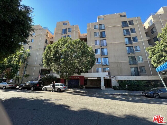 Foto del edificio - 625 S Berendo St