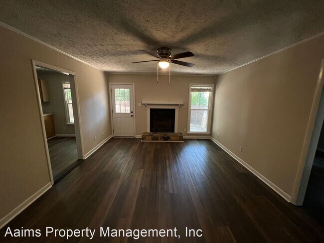 Foto del edificio - 3 br, 2 bath House - 5104 Double Oaks Drive