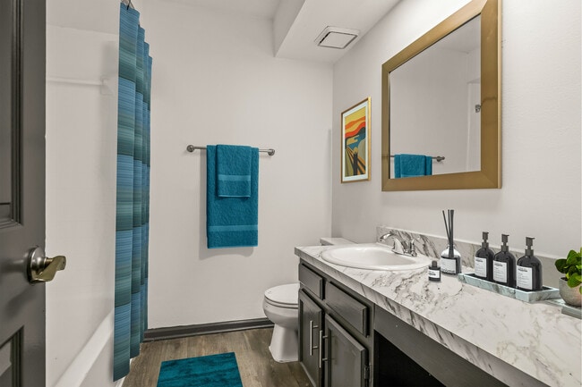 Foto del edificio - Equinox at Midtown