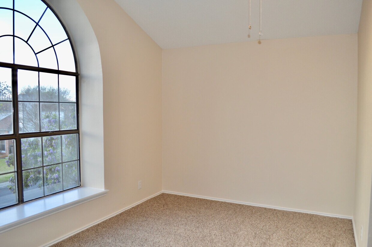 Foto principal - Beautifully updated move-in ready 3/2.5