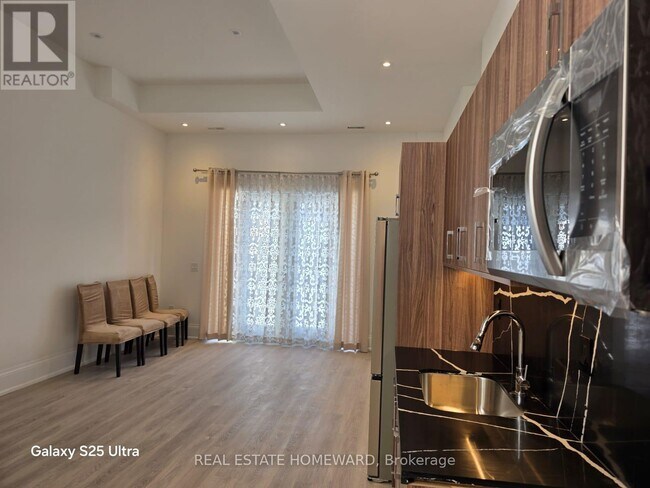 Photo du bâtiment - 11 Burke St