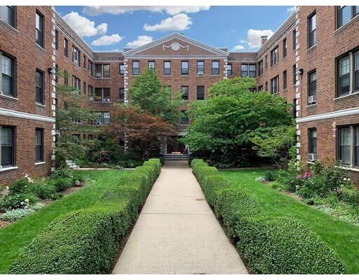 Foto del edificio - 64 Queensberry St