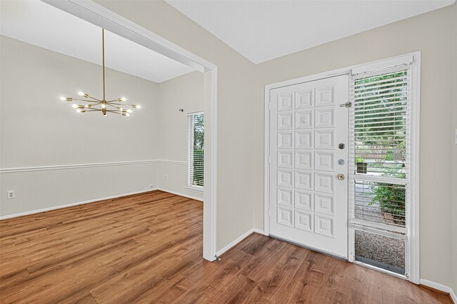 Foto del edificio - 10815 Shawnbrook Dr