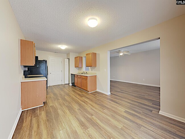 Building Photo - 157 Cottage Lake Way