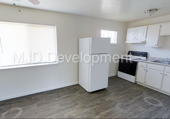 Primary Photo - 3833 Marconi Ave