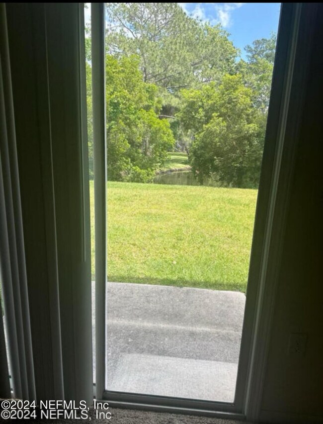 Foto del edificio - 7945 Echo Springs Rd