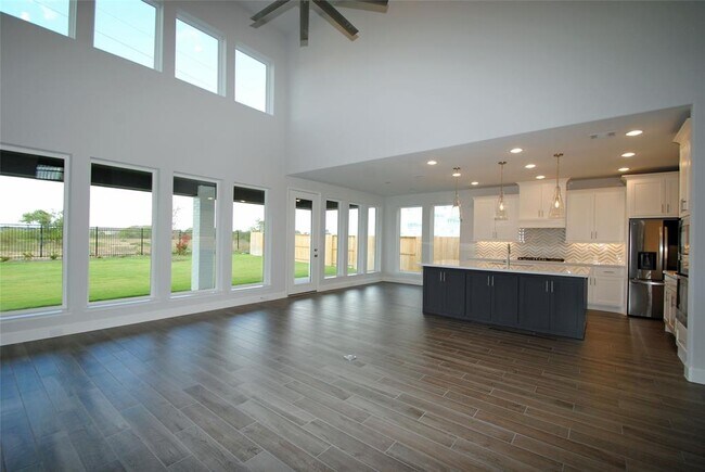 Building Photo - 7571 Pemberley Ct