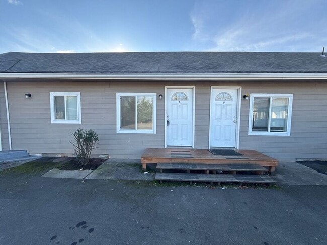 Foto del edificio - 3357 Portland Rd NE