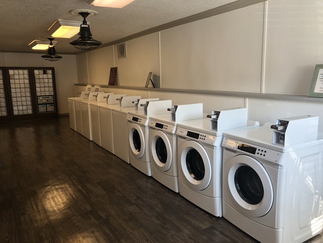 SCS 1 Laundry - Call for Fall Specials - South Creekside A...