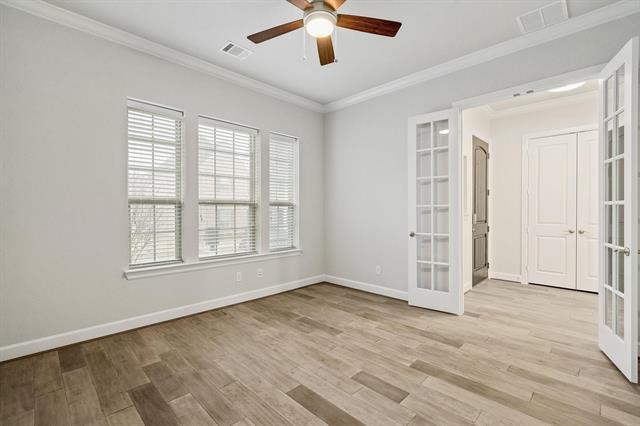 Foto del edificio - 6305 Smithwick Dr
