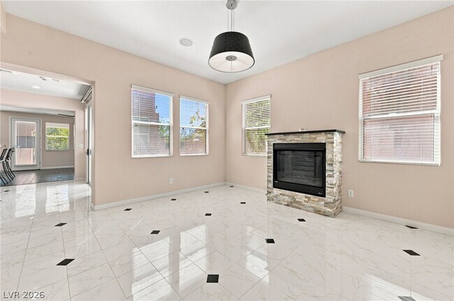 Building Photo - 508 Ivy Spring St
