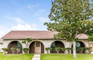 Foto principal - 10127 Sagerock Dr