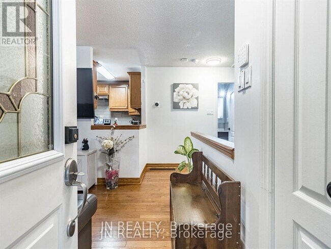 Photo du bâtiment - 23 Hazelglen Ct