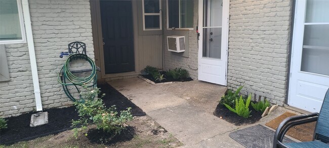 Building Photo - 791 Fortune St