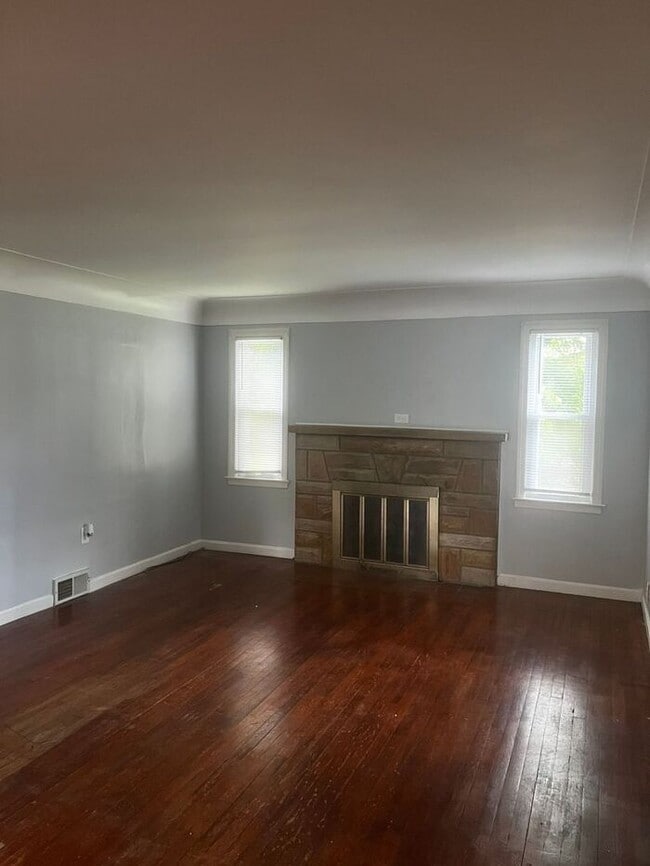 Building Photo - 4174 Root Rd