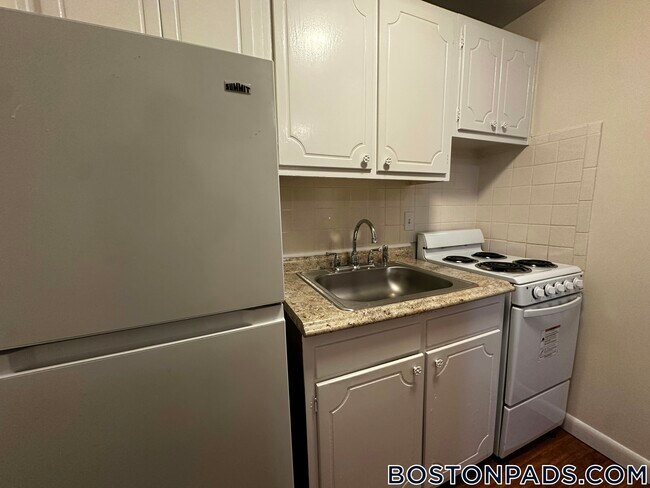 Foto del edificio - 1315 Commonwealth Ave