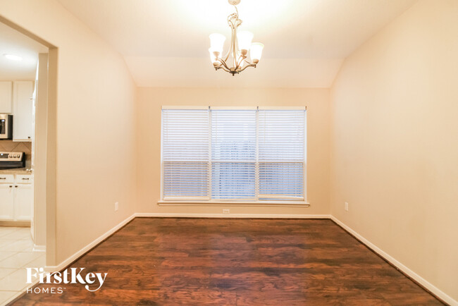 Building Photo - 18722 Flagstone Creek Rd