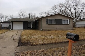 Building Photo - 7019 Van Buren Ln