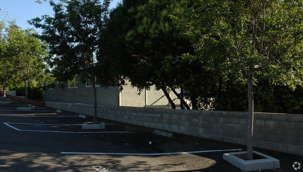 Primary Photo - 627 Nordale Avenue